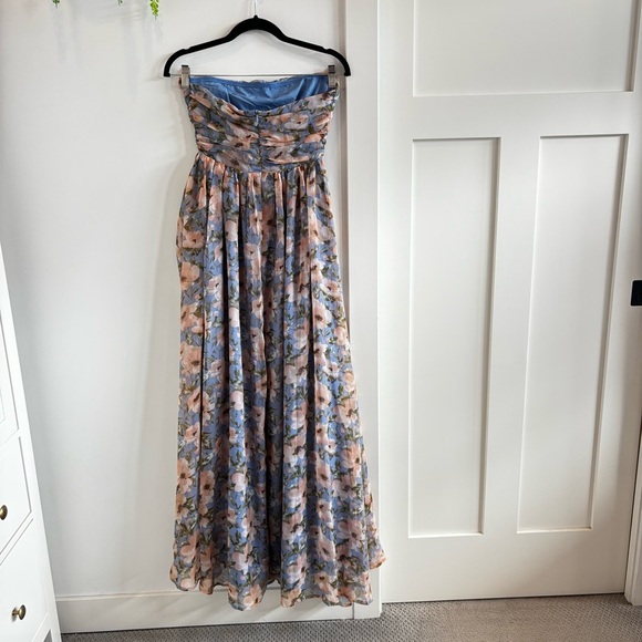 Fashion Nova Sophia Chiffon Pastel Floral Strapless Maxi Dress Blue Size Small - Picture 5 of 13